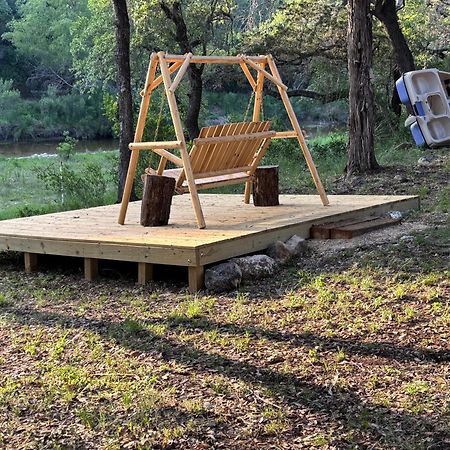 Tiny House - Our Little Piece Of Paradise Lakehills Exterior foto