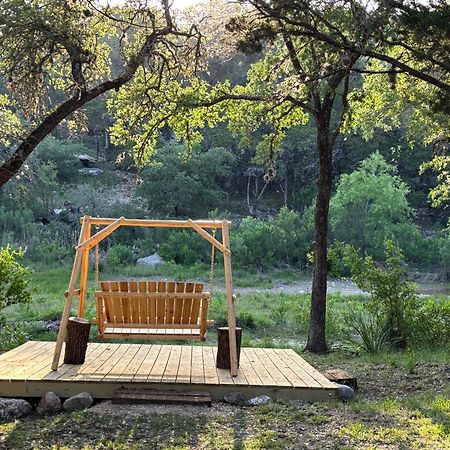 Tiny House - Our Little Piece Of Paradise Lakehills Exterior foto